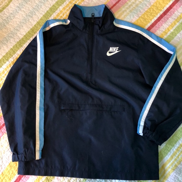 Nike Tops - Nike windbreaker